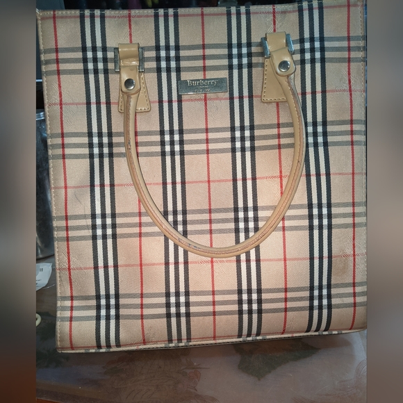 🐎 Authentic Burberry Nova check tote 🐎 - Picture 1 of 10